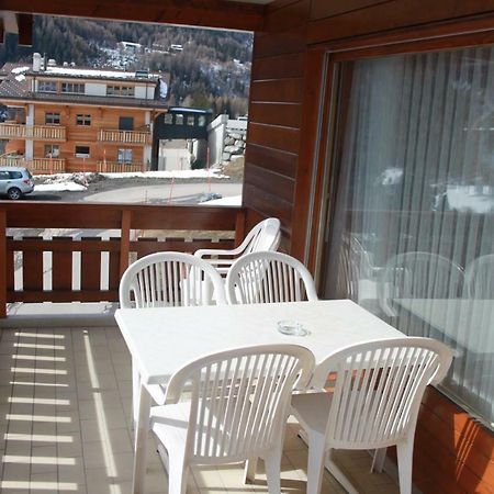 Appartement Dans Le Centre Thermal Les Sources Ovronnaz Luaran gambar